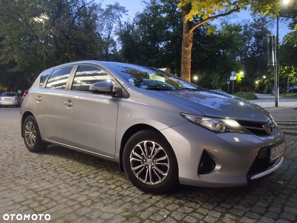 Toyota Auris 1.33 VVT-i Life Comfort - 19