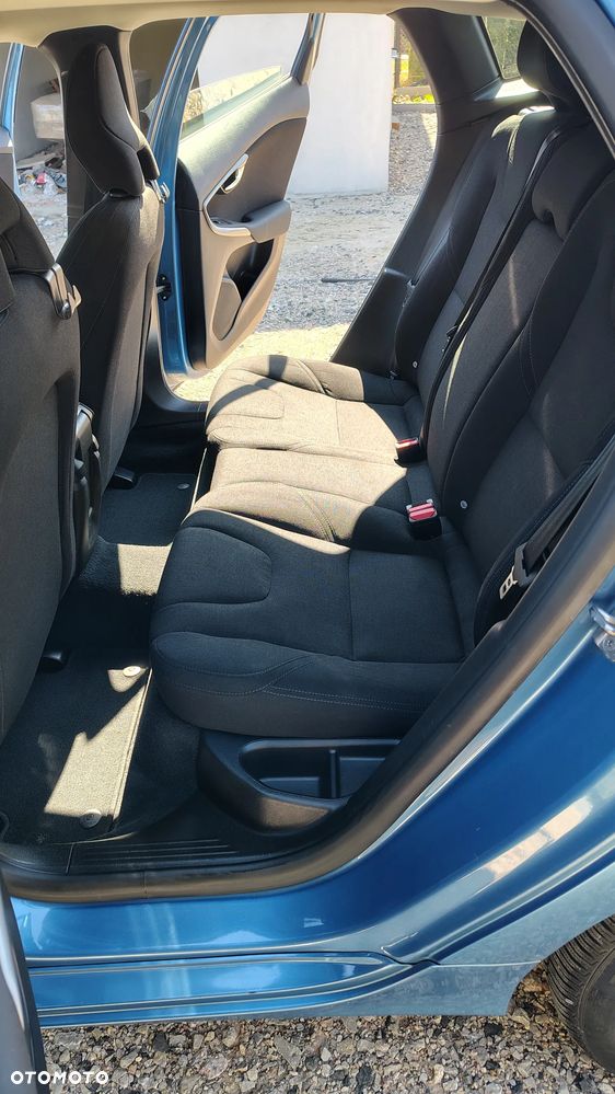 Volvo V40 D2 Kinetic - 16