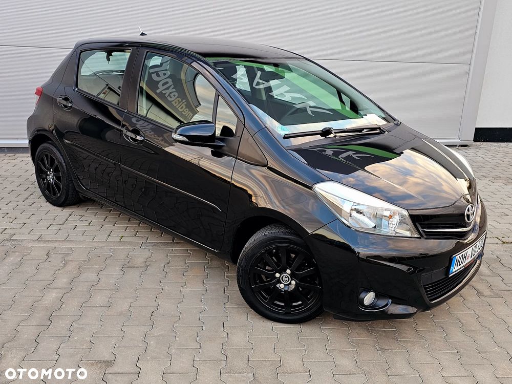 Toyota Yaris 1.33 VVT-i Executive - 12
