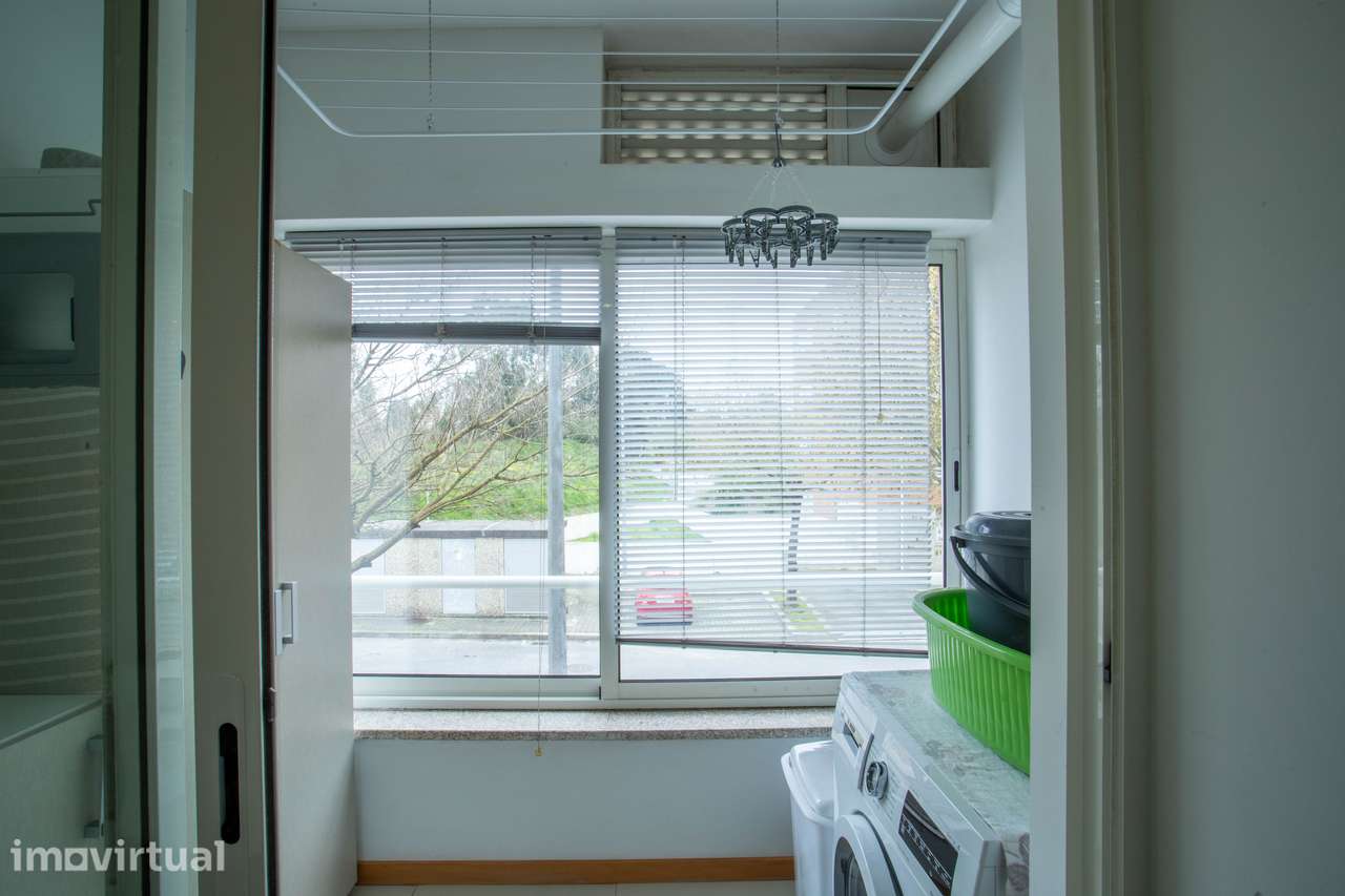 Apartamento T2 - Como Novo -  Vilar de Paraiso SD/CO - Grande imagem: 4/24