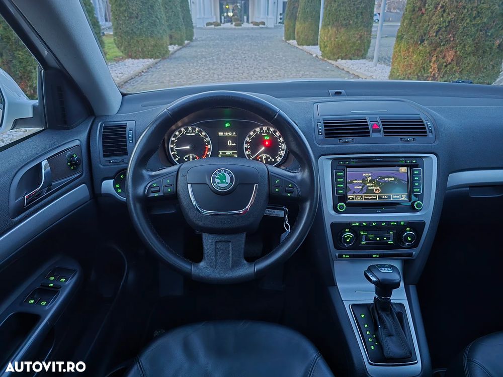 Skoda Octavia 2.0 TDI Business DSG - 18