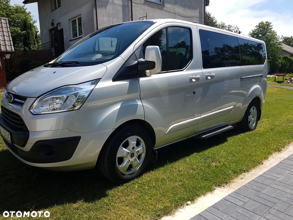 Ford Tourneo Custom - 8