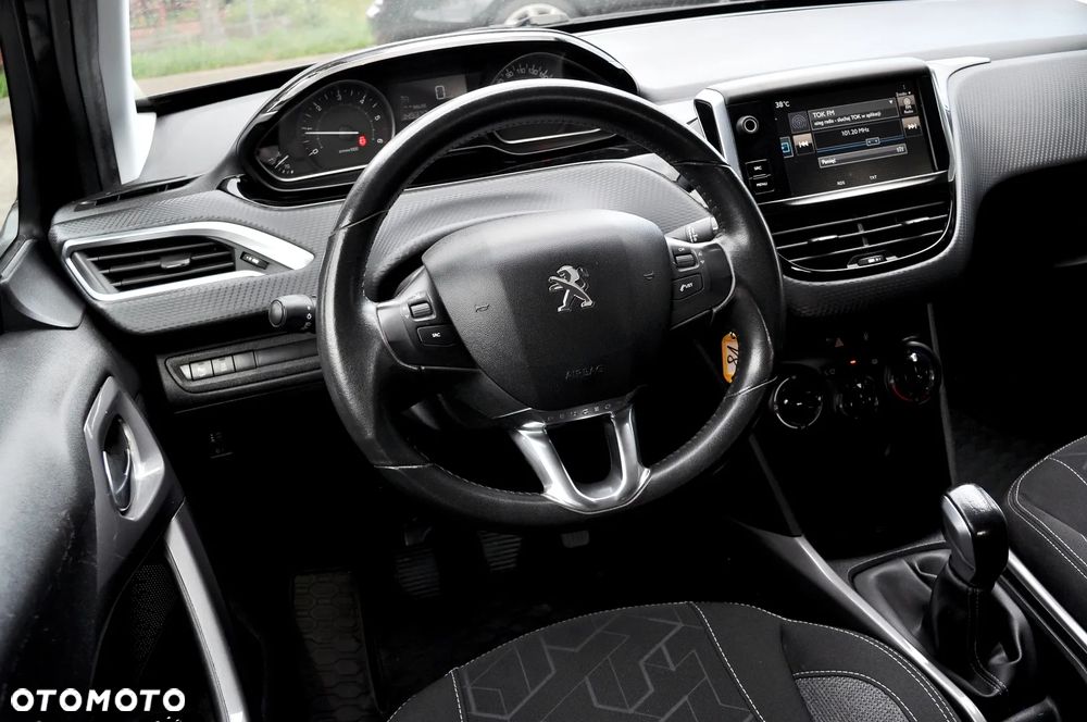 Peugeot 2008 - 18