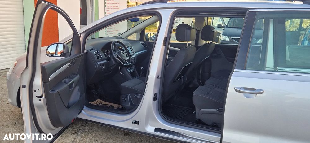 Volkswagen Sharan - 32