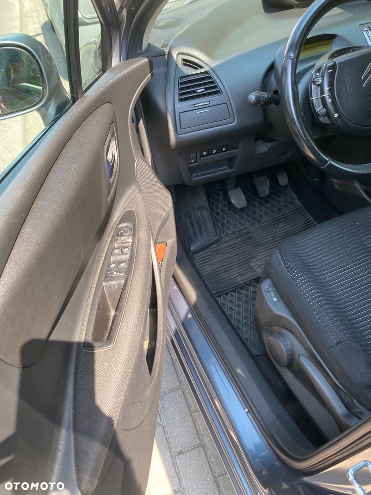 Citroën C4 1.6 16V VTR Pack - 7