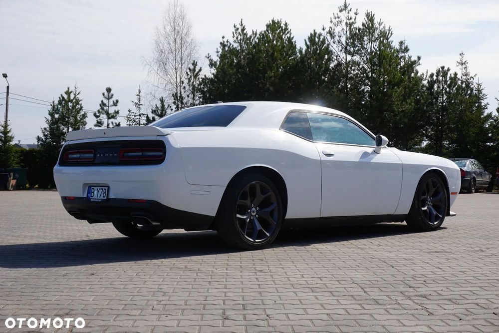 Dodge Challenger Automatik R/T Plus - 5