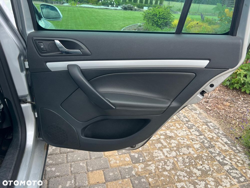 Skoda Octavia 2.0 TDI DPF Scout 4x4 - 36