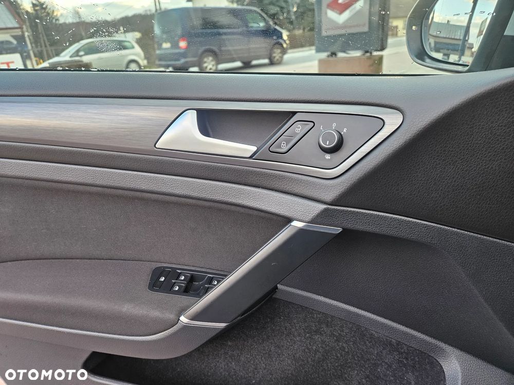 Volkswagen Golf Variant 1.6 TDI BMT Comfortline - 22
