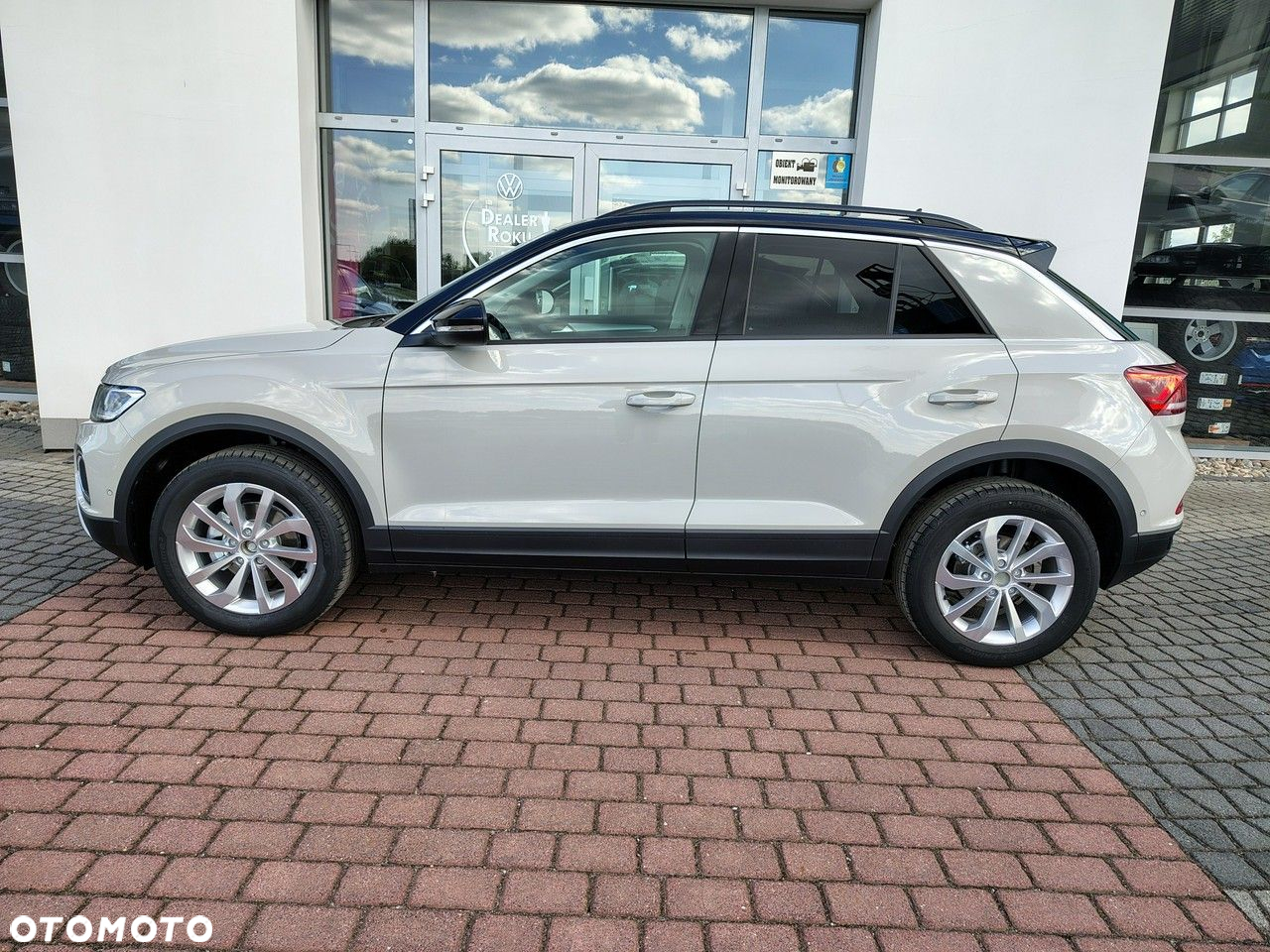 Volkswagen T-Roc 1.5 TSI Life DSG - 2
