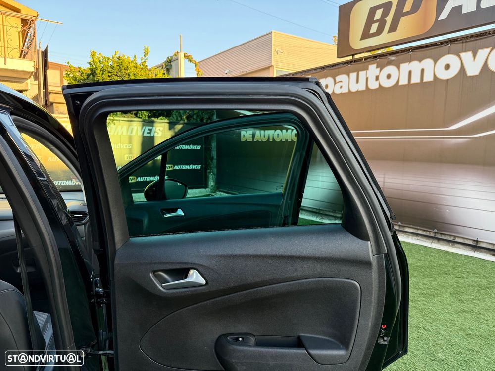 Opel Crossland 1.2 T Elegance - 34