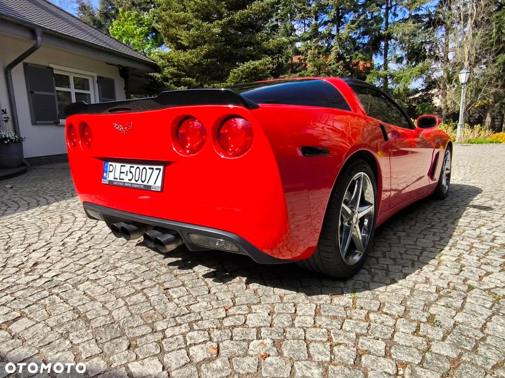Chevrolet Corvette - 11