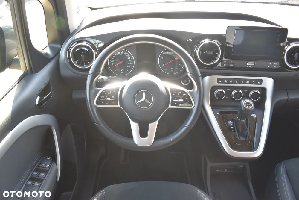 Mercedes-Benz Klasa T 180 d Progressive - 23