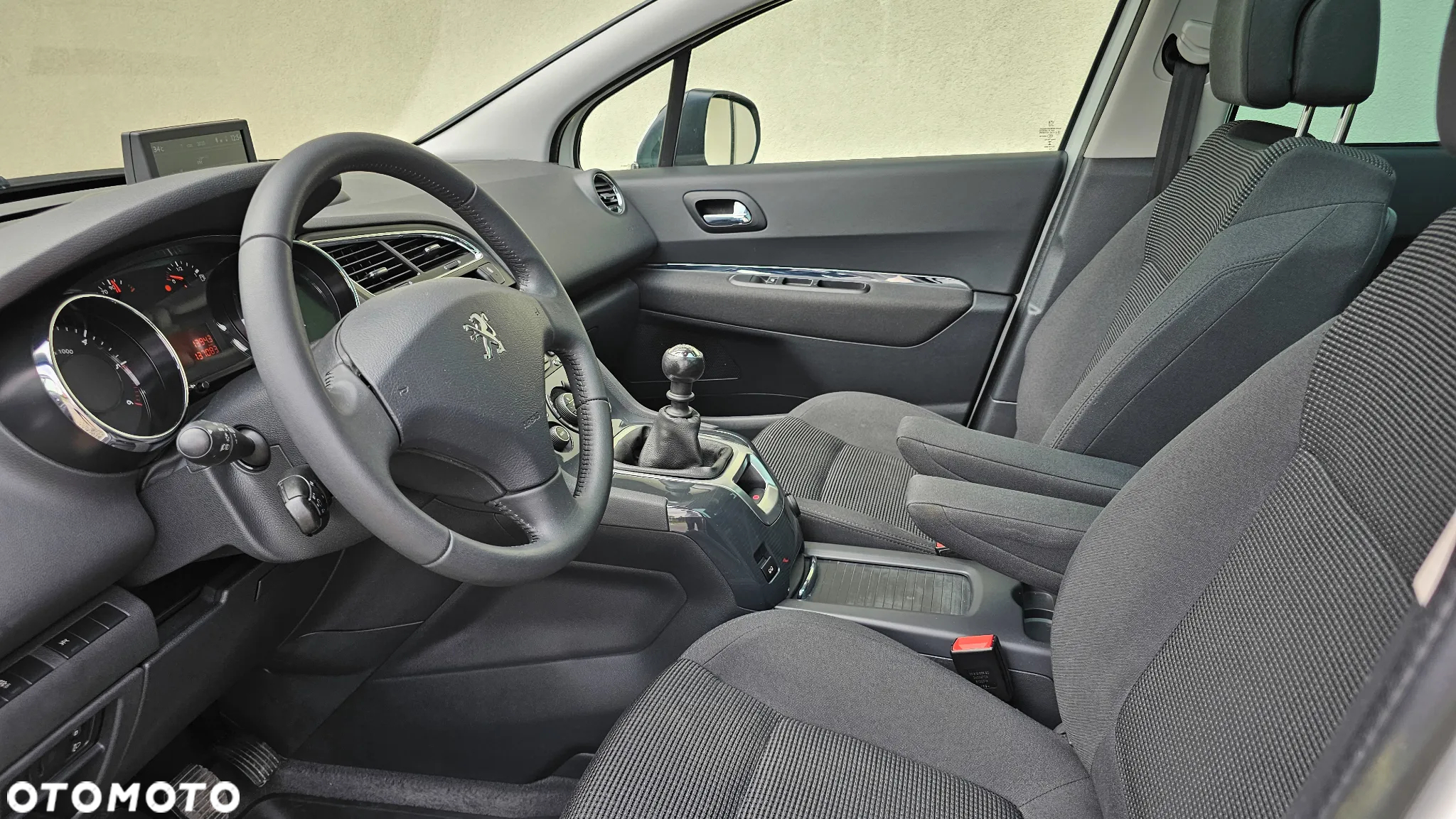 Peugeot 5008 HDI FAP 115 Style - 12