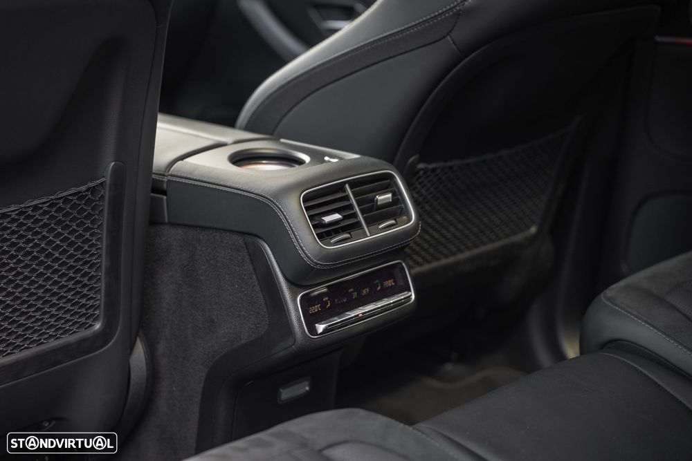 Mercedes-Benz GLS 63 AMG - 26