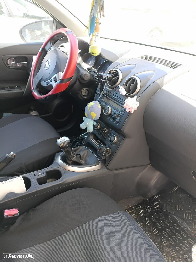 Nissan Qashqai +2 - 6