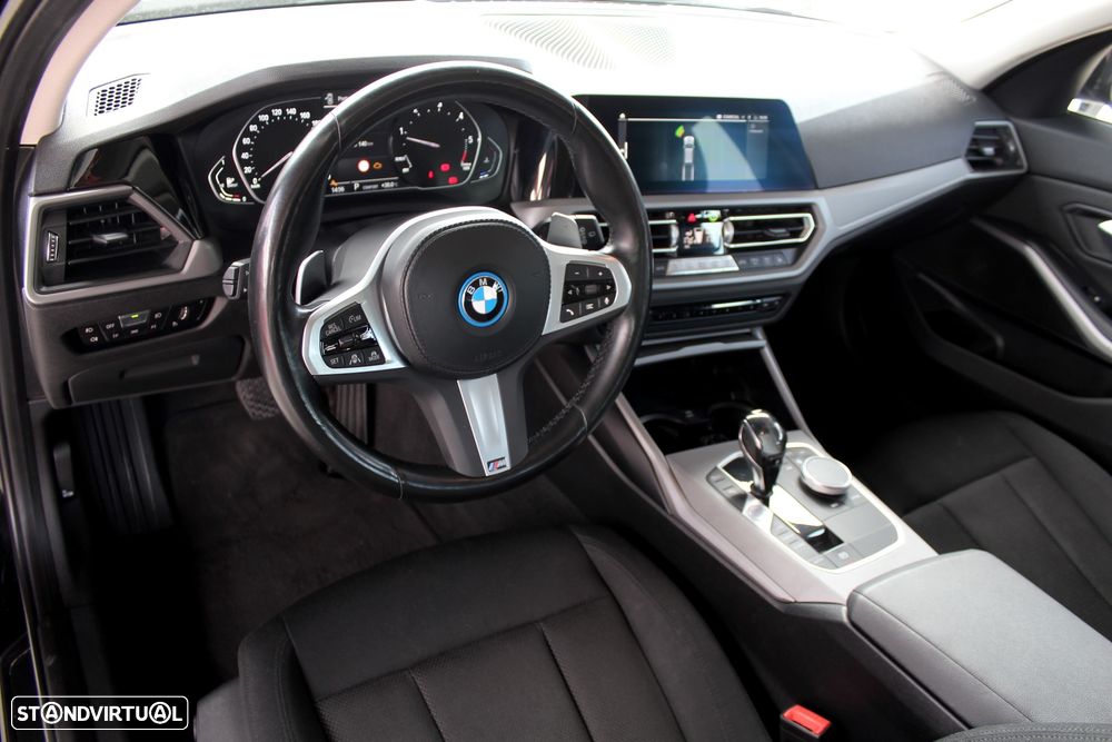 BMW 318 d Aut. M Sport - 7