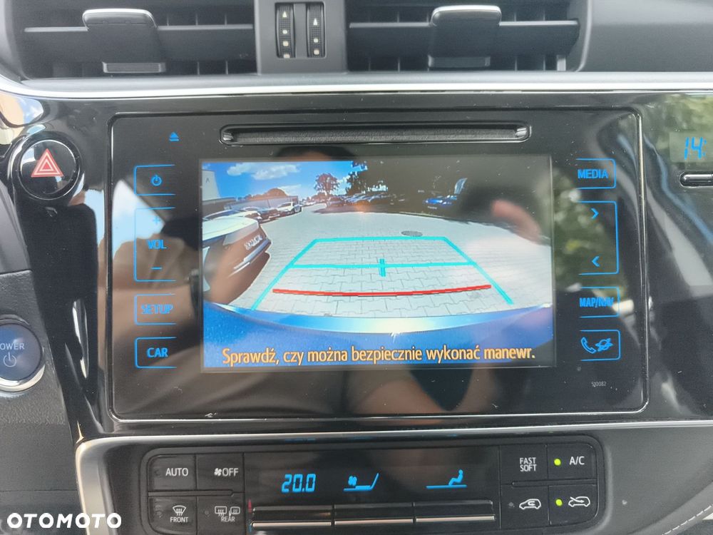 Toyota Auris - 26