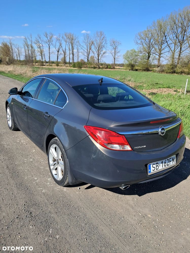 Opel Insignia - 12