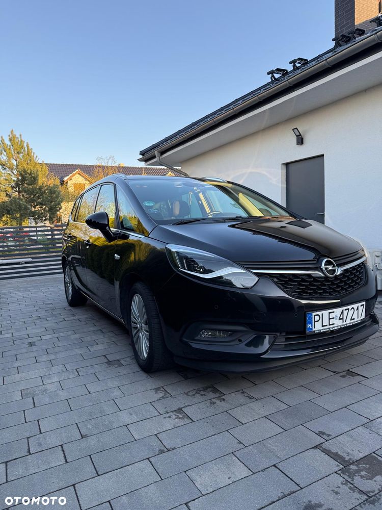 Opel Zafira Tourer 1.6 SIDI Turbo Innovation - 1
