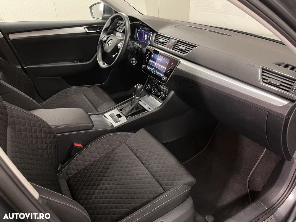 Skoda Superb 2.0 TDI DSG Ambition - 11