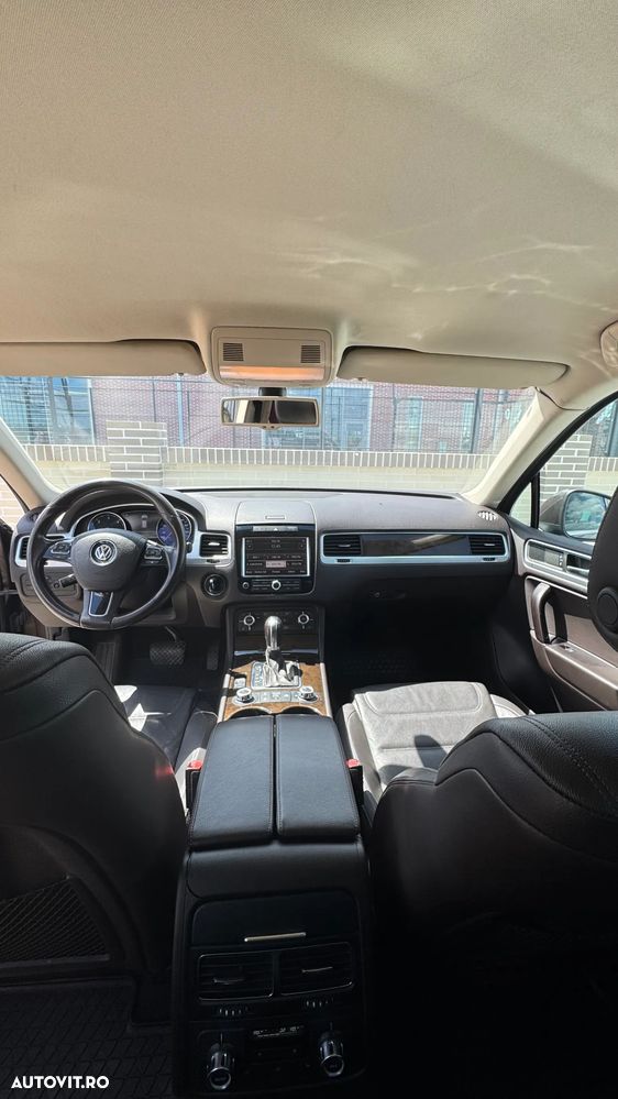 Volkswagen Touareg 3.0 V6 TDI BMT - 10