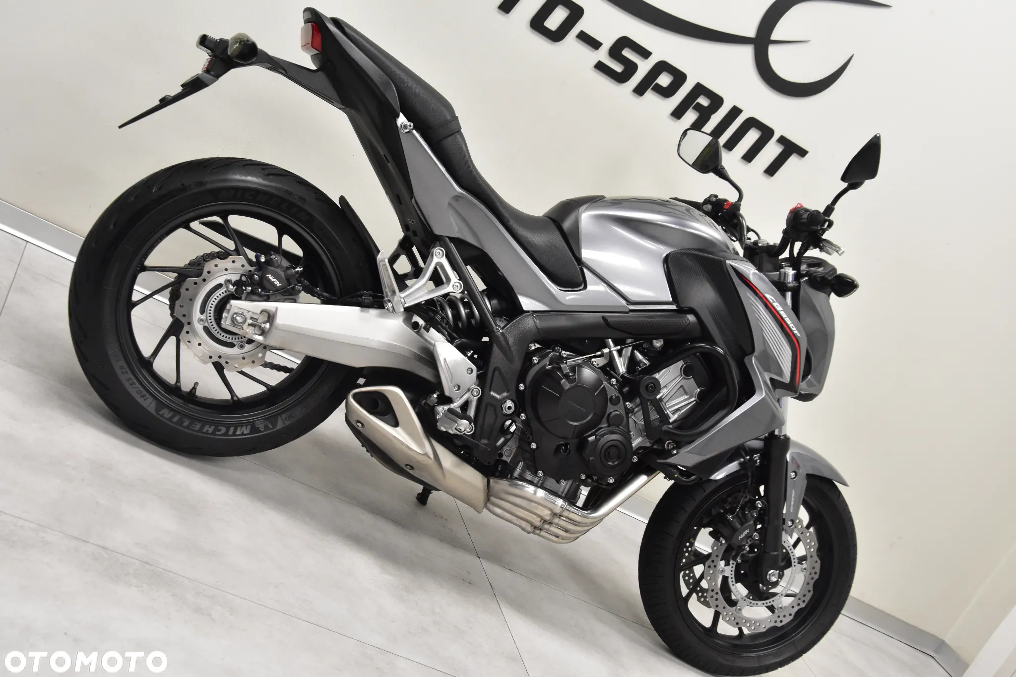 Honda CB - 9