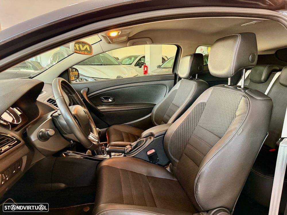 Renault Mégane 1.5 dCi Bose Edition - 25