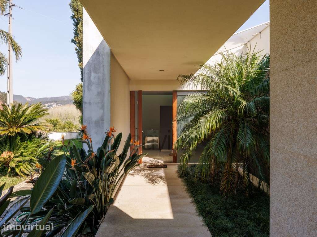 Moradia V5+1 com jardim em Macinhata da Seixa - Grande imagem: 5/60