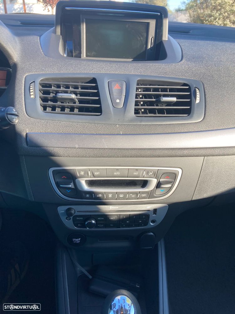 Renault Mégane Sport Tourer 1.5 dCi Limited SS - 5