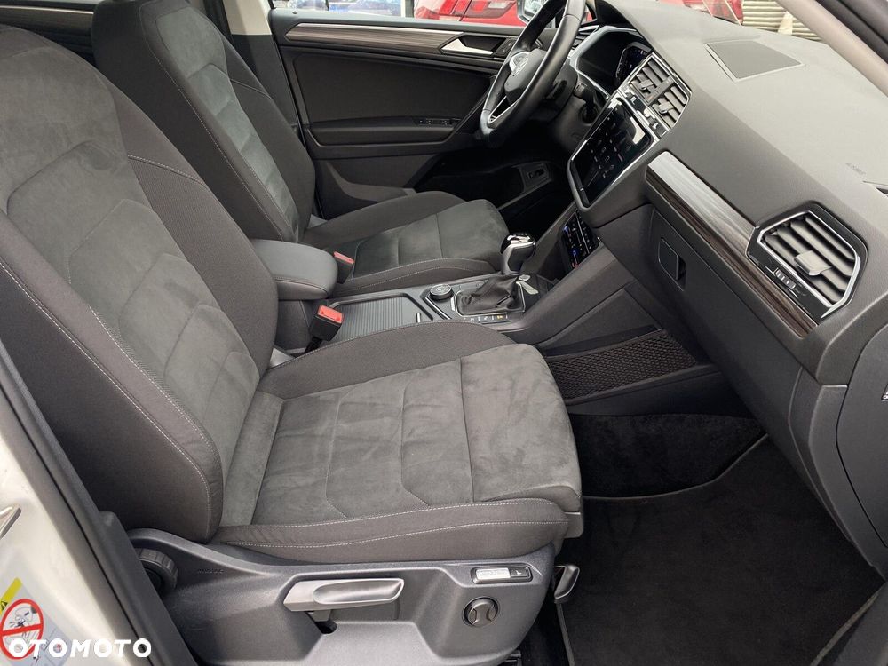 Volkswagen Tiguan 2.0 TDI SCR 4Mot Elegance DSG - 34