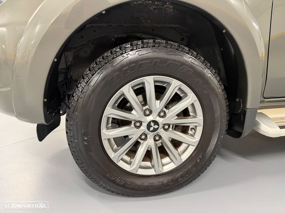 Mitsubishi L200 2.4 DI-D CD Intense Sport Space Cab Strakar 4WD - 3