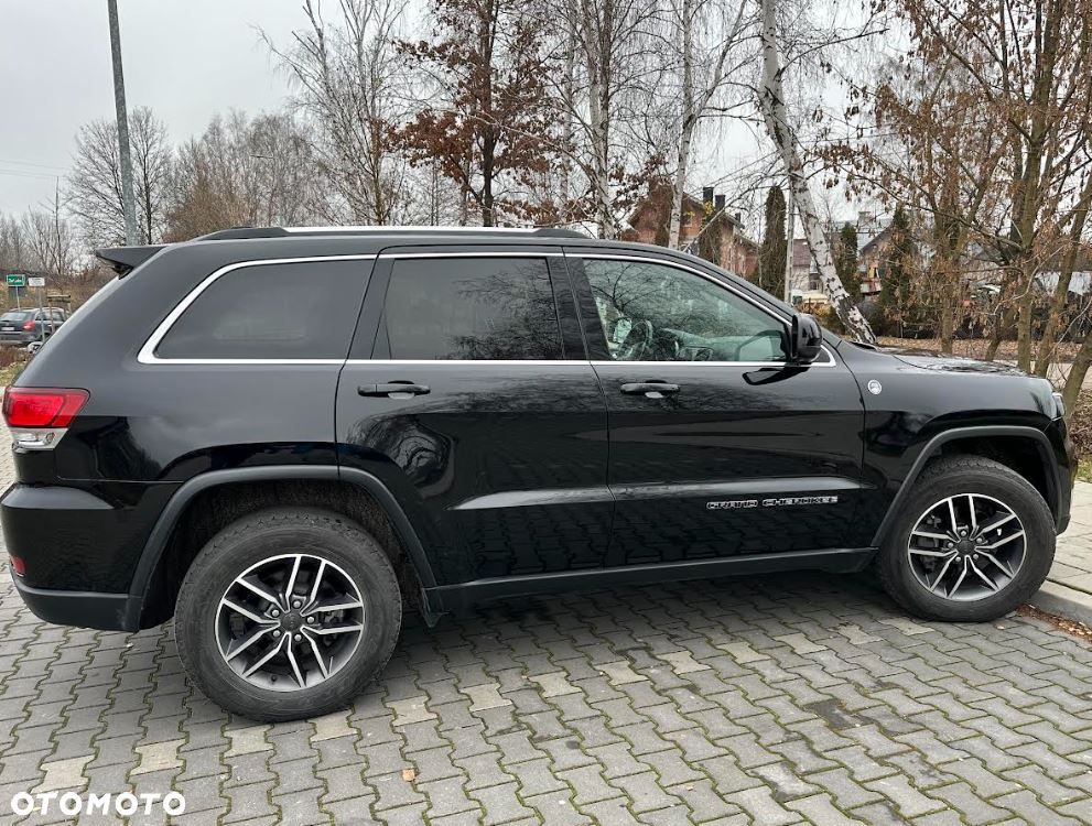 Jeep Grand Cherokee - 2