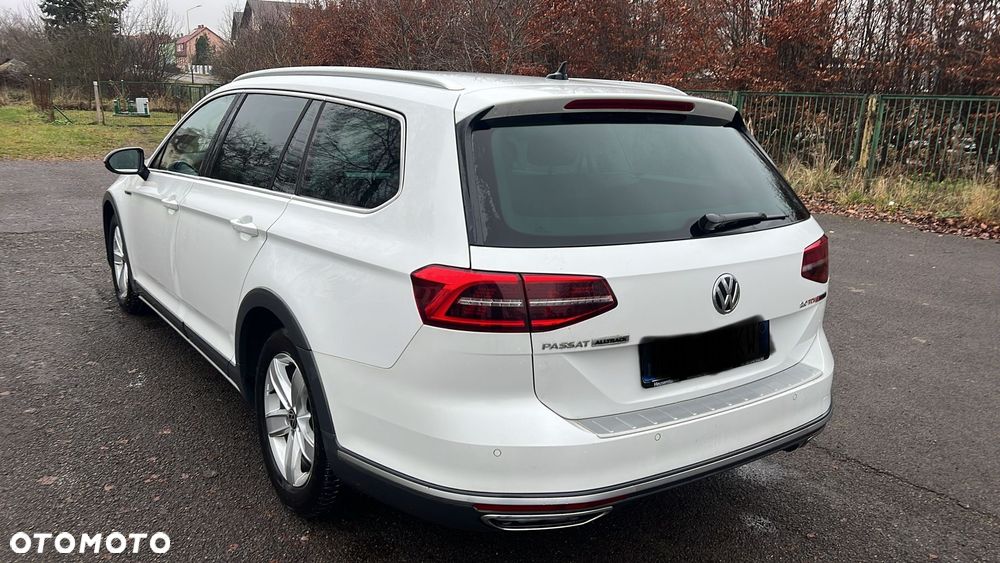 Volkswagen Passat 2.0 TDI SCR DSG Highline - 4