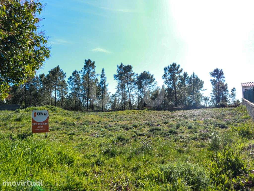 Lote de Terreno Urbano para venda em S. Vicente da Beira. - Grande imagem: 2/5