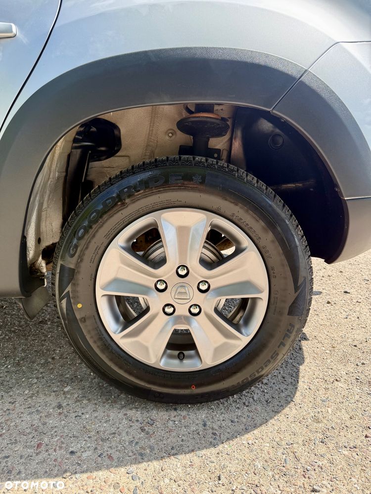 Dacia Duster 1.5 dCi Laureate 4x4 - 13