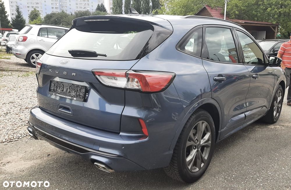 Ford Kuga 1.5 EcoBoost ST-LINE - 4