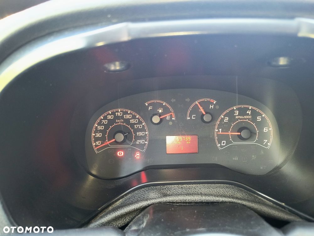 Fiat DOBLO - 17