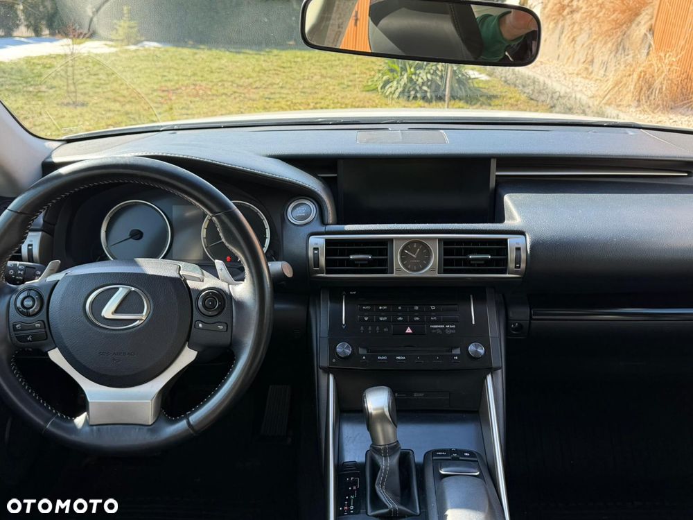 Lexus IS 250 Elegance - 6