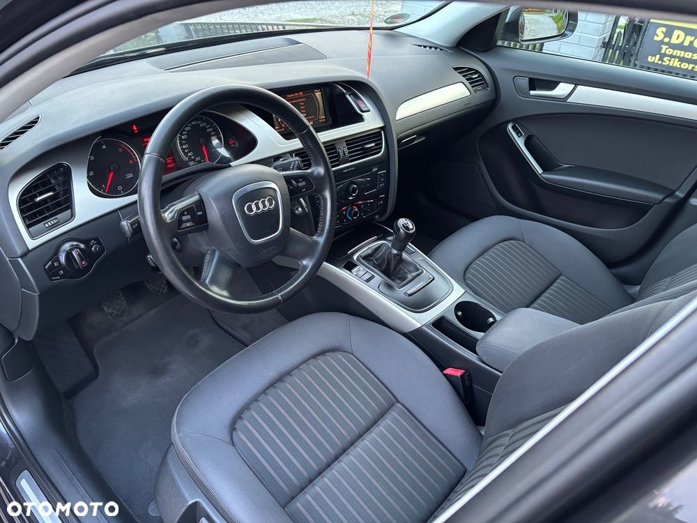 Audi A4 Avant - 7
