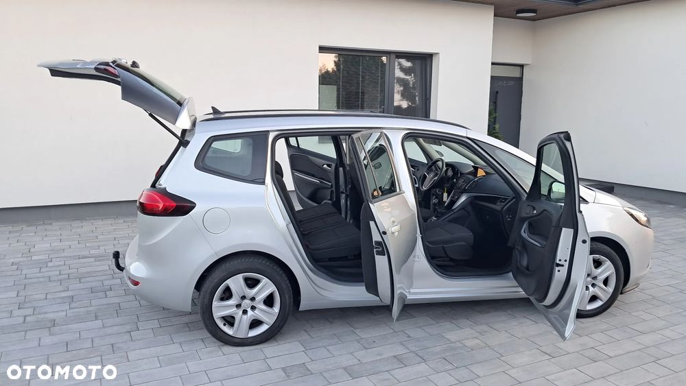 Opel Zafira 1.4 T Elite - 2