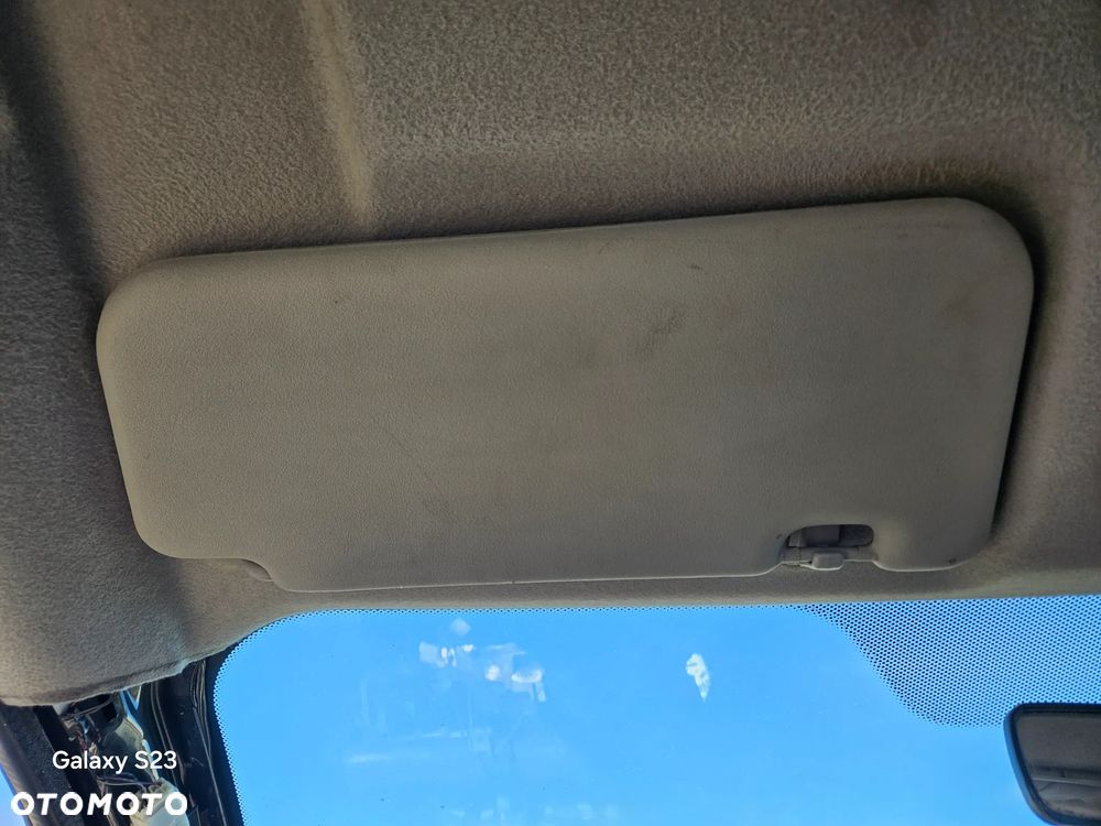 Osłona przeciwsłoneczna lewa prawa daszek Mitsubishi Colt VI Z30 lift - 1