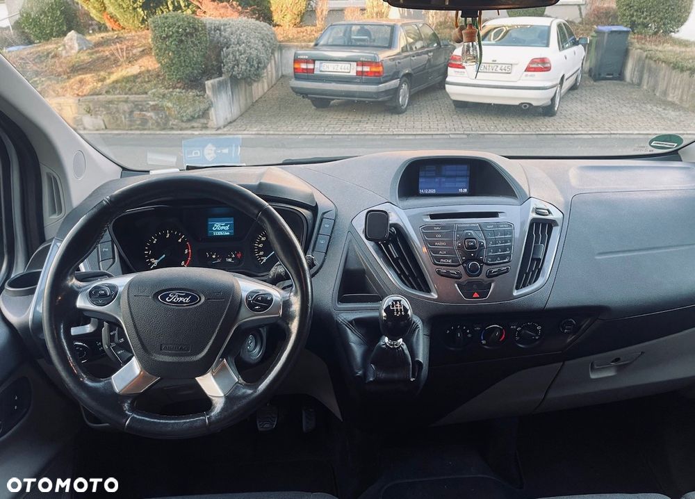 Ford Tourneo Custom 310 L2H1 VA Titanium - 5