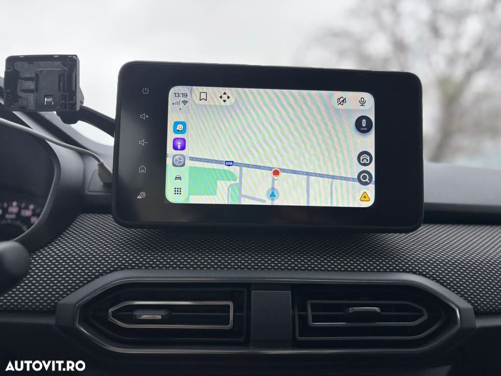 Dacia Logan TCe 90 MT6 Comfort - 29