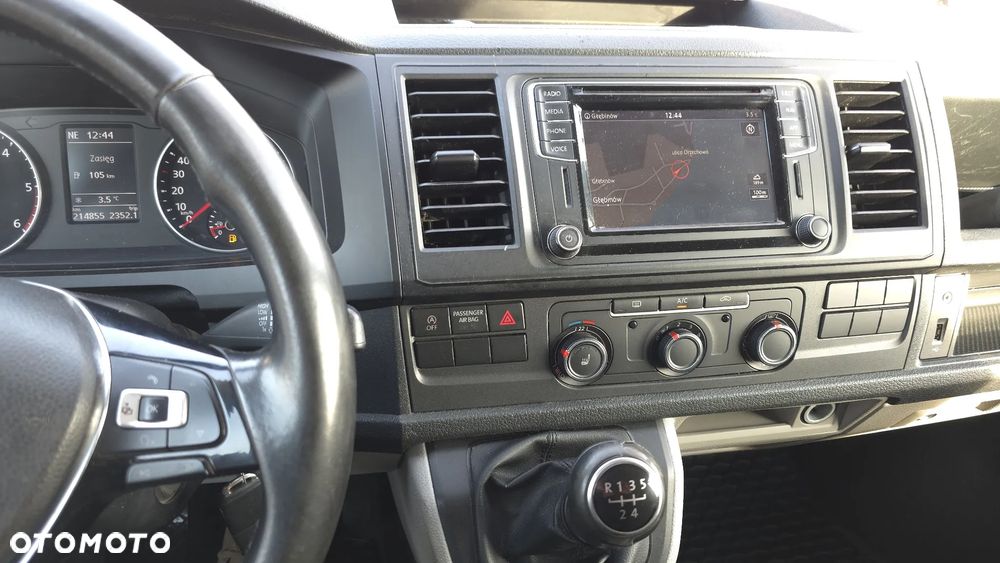 Volkswagen Transporter T6 - 14