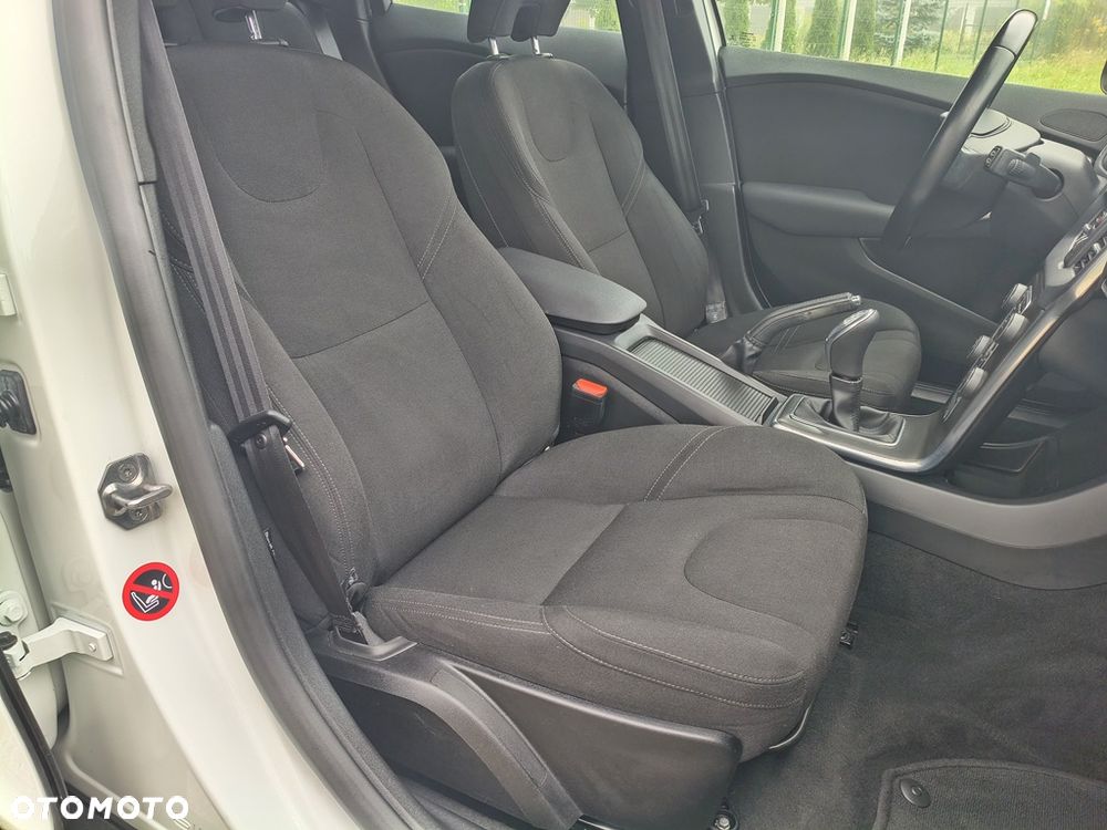 Volvo V40 Cross Country D2 - 26