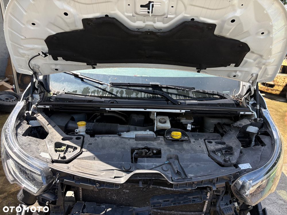 Renault Trafic - 11