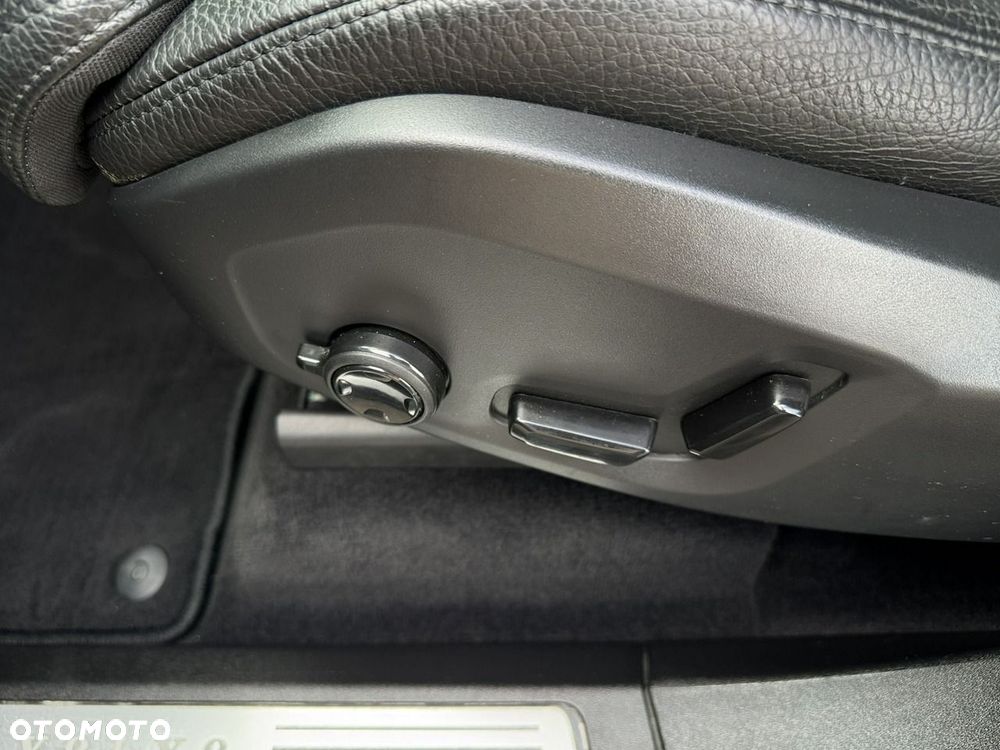 Volvo XC 90 B5 D AWD Core - 38