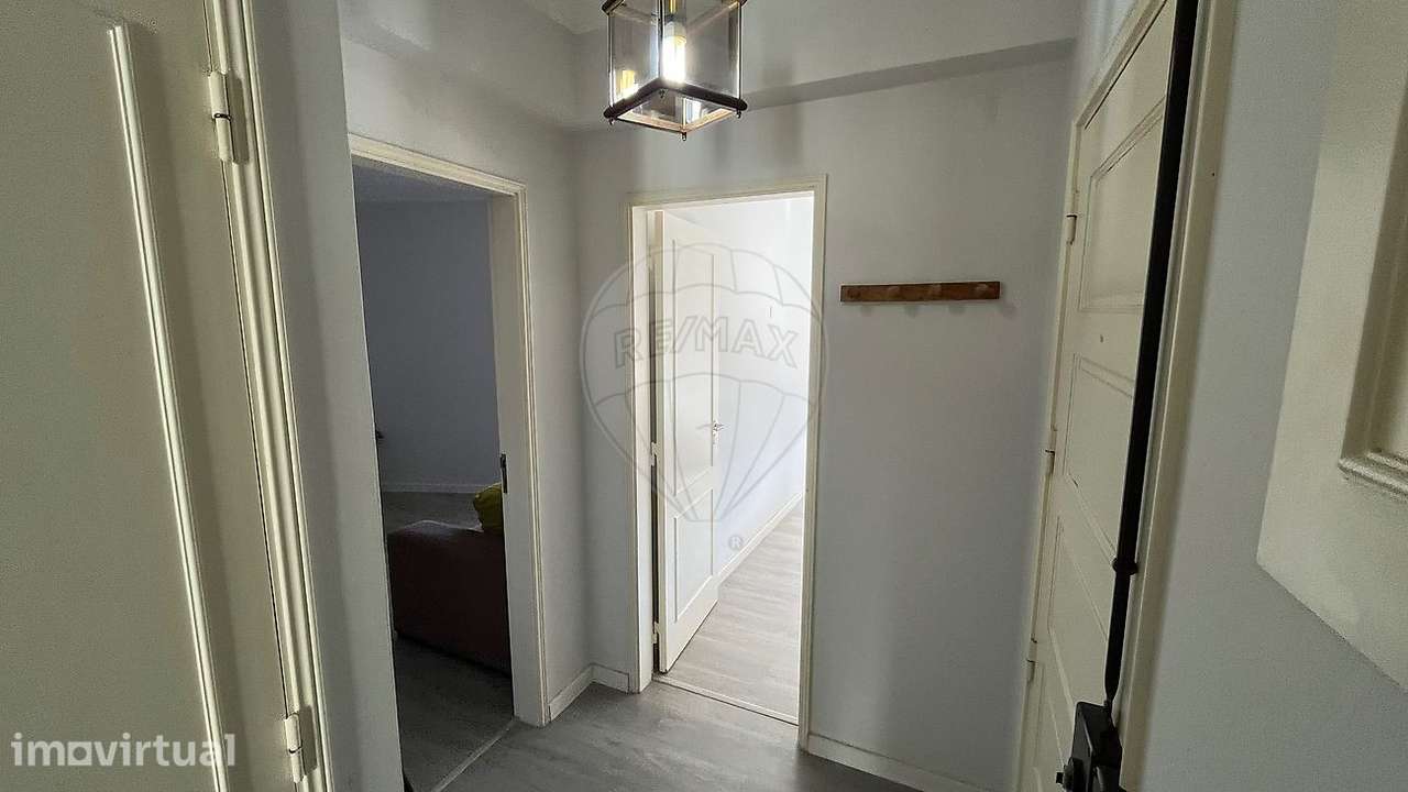 Apartamento T2 para arrendamento - Grande imagem: 2/29