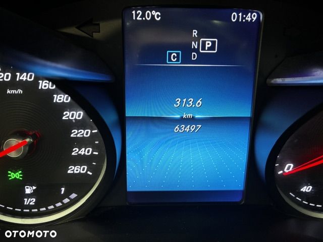 Mercedes-Benz Klasa C 300 4Matic 9G-TRONIC AMG Line - 21