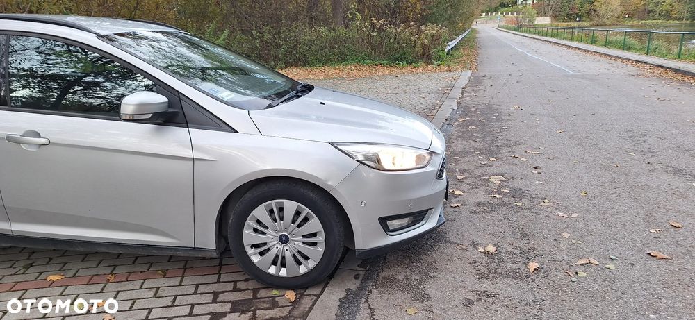 Ford Focus Turnier 1.6 TDCi DPF Start-Stopp-System Trend - 9